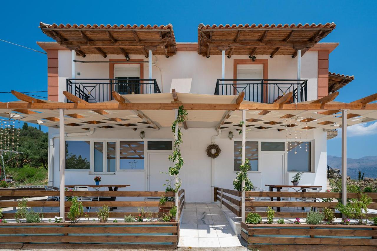 Casa Di Colona - Κόκκινο Apartment Lixouri Exterior foto
